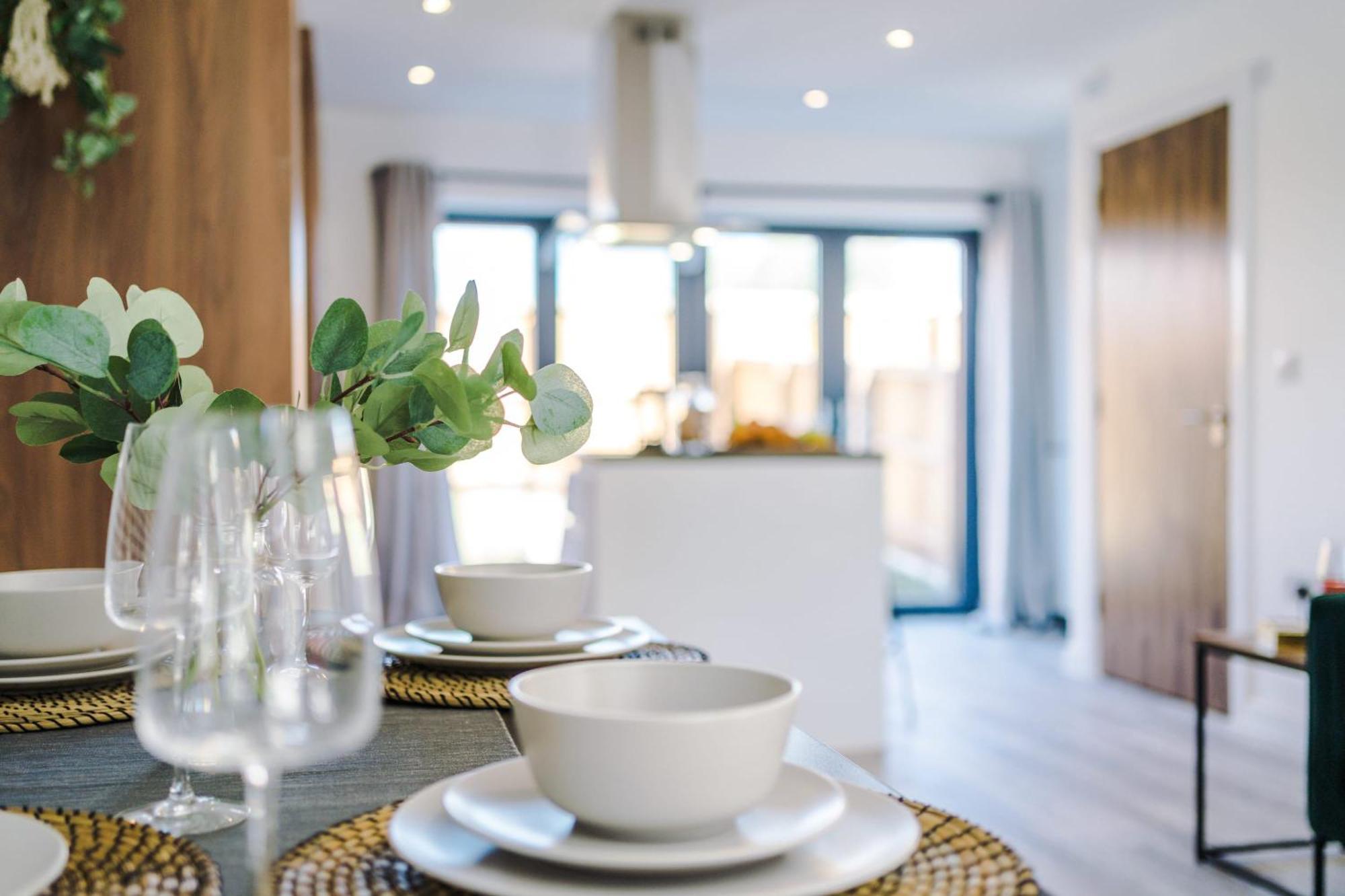 Rest&Recharge At Waterway House Villa แมนเชสเตอร์ ภายนอก รูปภาพ